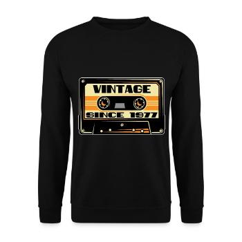 1977 Cassette Mixtape - 44e anniversaire - Sweat-shirt Unisexe - noir - Devant - Alina (178cm) & Michal (187cm)