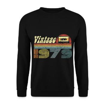Vintage 1979 Cassette Mixtape - 42e anniversaire - Sweat-shirt Unisexe - noir - Devant - Alina (178cm) & Michal (187cm)