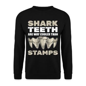 Les dents de requin sont beaucoup plus froides que les timbres - Sweat-shirt Unisexe - noir - Devant - Alina (178cm) & Michal (187cm)