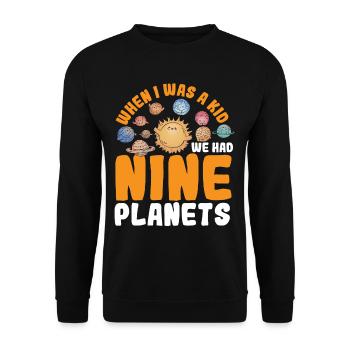 Astrologie Als ich ein Kind war, hatten wir neun - Unisex Pullover - Schwarz - Vorne - Alina (178cm) & Michal (187cm)