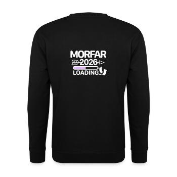 Morefar 2026 schwedisch - Unisex Pullover - Schwarz - Hinten - Alina (178cm)