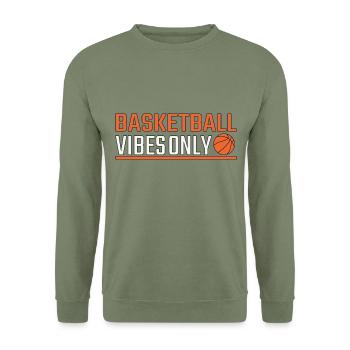 Basketball vibes only - Unisex Pullover - Armeegrün - Vorne - Alina (178cm) & Michal (187cm)