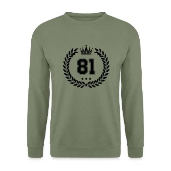 wappen 81 - Unisex Pullover - Armeegrün - Vorne - Alina (178cm) & Michal (187cm)