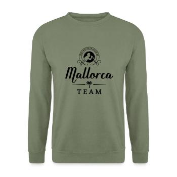 mallorca team drink with us - Unisex Pullover - Armeegrün - Vorne - Alina (178cm) & Michal (187cm)
