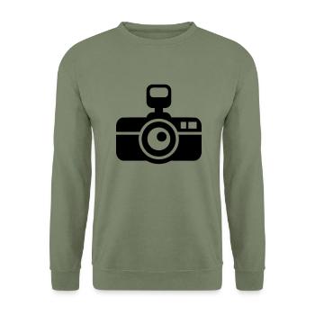 Kamera - Unisex Pullover - Armeegrün - Vorne - Alina (178cm) & Michal (187cm)