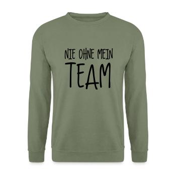nie ohne mein team - Unisex Pullover - Armeegrün - Vorne - Alina (178cm) & Michal (187cm)