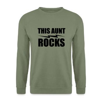 this aunt rocks - Unisex Pullover - Armeegrün - Vorne - Alina (178cm) & Michal (187cm)