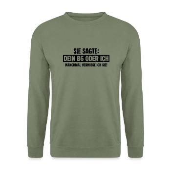 B6 Exfreundin - Unisex Pullover - Armeegrün - Vorne - Alina (178cm) & Michal (187cm)