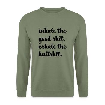 Yoga Breath Hipster - Unisex Pullover - Armeegrün - Vorne - Alina (178cm) & Michal (187cm)