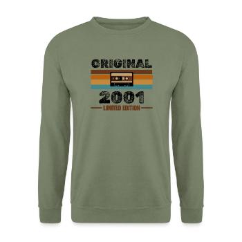Original 2001 – Retro Cassette Limited Edition - Unisex Sweatshirt - army green - Front - Alina (178cm) & Michal (187cm)