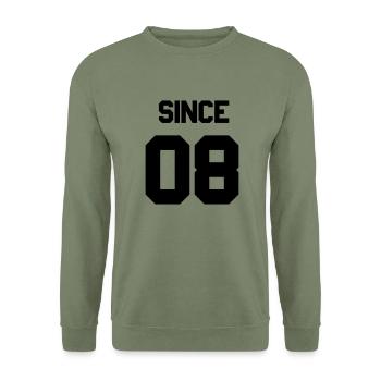 Together since 2008 Paarshirt - Unisex Pullover - Armeegrün - Vorne - Alina (178cm) & Michal (187cm)