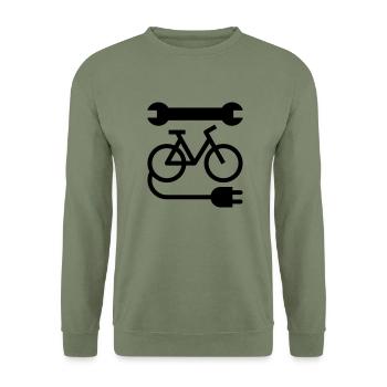 E-bike Werkstatt - Unisex Pullover - Armeegrün - Vorne - Alina (178cm) & Michal (187cm)