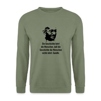 Gandhi: Die Geschichte lehrt die Menschen, daß di - Unisex Pullover - Armeegrün - Vorne - Alina (178cm) & Michal (187cm)