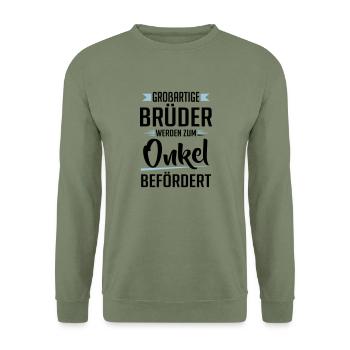 Großartige Brüder werden zum Onkel befördert - Unisex Pullover - Armeegrün - Vorne - Alina (178cm) & Michal (187cm)