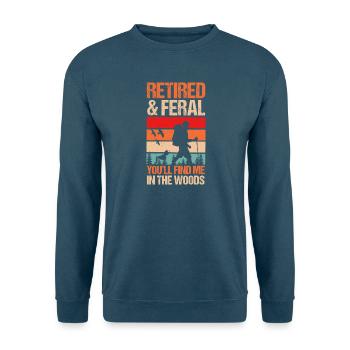 Hiking Mountain Trail Backpacking Outdoors Retired - Unisex Pullover - Meeresblau - Vorne - Alina (178cm) & Michal (187cm)