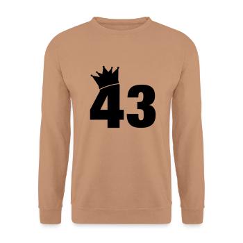 43_krone_f1 - Unisex Pullover - Mocca - Vorne - Alina (178cm) & Michal (187cm)