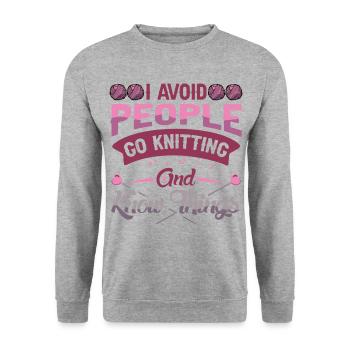 I avoid people go Knitting - Unisex Pullover - Weißgrau meliert - Vorne - Alina (178cm) & Michal (187cm)