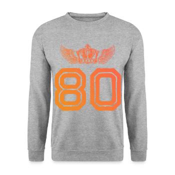 80 Zahl Krone - Unisex Pullover - Weißgrau meliert - Vorne - Alina (178cm) & Michal (187cm)
