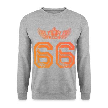66 Zahl Krone - Unisex Pullover - Weißgrau meliert - Vorne - Alina (178cm) & Michal (187cm)
