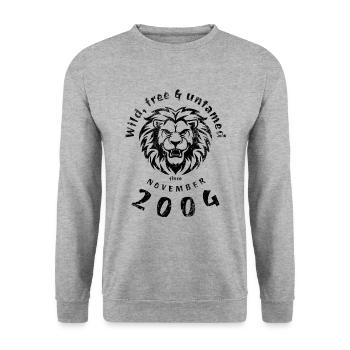 Wild, free & untamed since 11/2004 - Unisex Sweatshirt - salt & pepper - Front - Alina (178cm) & Michal (187cm)