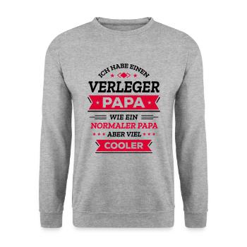 VERLEGER PAPA: COOL, VATERTAG, WEIHNACHTEN - Unisex Pullover - Weißgrau meliert - Vorne - Alina (178cm) & Michal (187cm)