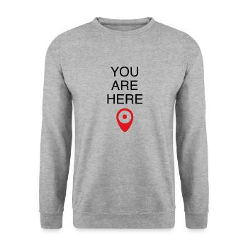 You are here PIN - Unisex Pullover - Weißgrau meliert - Vorne - Alina (178cm) & Michal (187cm)