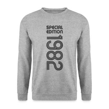 Édition spéciale 1982 - Anniversaire 1982 Changement de couleur - Sweat-shirt Unisexe - gris chiné - Devant - Alina (178cm) & Michal (187cm)