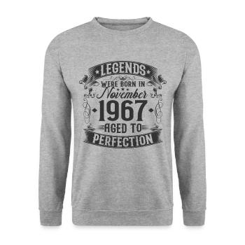 Novembre Né en 1967 Légendes Anniversaire - Sweat-shirt Unisexe - gris chiné - Devant - Alina (178cm) & Michal (187cm)