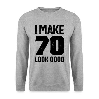70 Jahre altes Geschenk | 70. Geburtstagsgeschenkideen - Unisex Pullover - Weißgrau meliert - Vorne - Alina (178cm) & Michal (187cm)