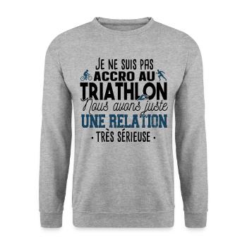 Triathlon Triathlète Natation Vélo Course Humour - Sweat-shirt Unisexe - gris chiné - Devant - Alina (178cm) & Michal (187cm)