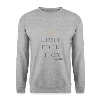 90th Birthday limited edition since 1935 Gift - Unisex Sweatshirt - salt & pepper - Front - Alina (178cm) & Michal (187cm)