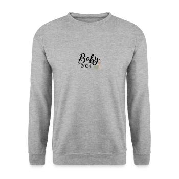 Baby 2024 Aufdruck olivgrün Herz - Unisex Pullover - Weißgrau meliert - Vorne - Alina (178cm) & Michal (187cm)