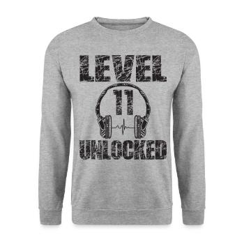Level 11 Unlocked Birthday Gift 11 years - Unisex Sweatshirt - salt & pepper - Front - Alina (178cm) & Michal (187cm)