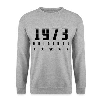 Farbe änderbar | Original 1973 Geburtsjahr - Unisex Pullover - Weißgrau meliert - Vorne - Alina (178cm) & Michal (187cm)