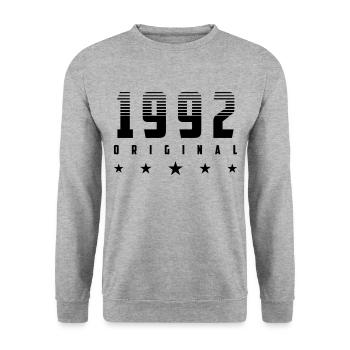 Original 1992 Geburtsjahr | Farbe änderbar | - Unisex Pullover - Weißgrau meliert - Vorne - Alina (178cm) & Michal (187cm)