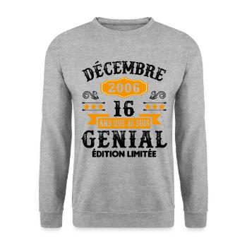 16 Ans Anniversaire Vintage Né(e) en Décembre 2006 - Sweat-shirt Unisexe - gris chiné - Devant - Alina (178cm) & Michal (187cm)