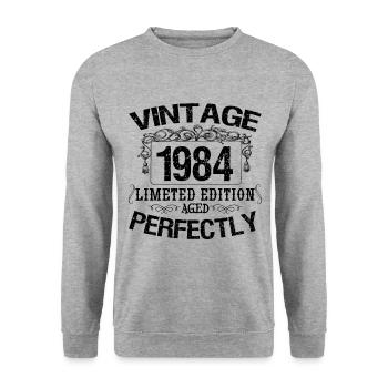 Jahrgang 1984 | Limitierte Auflage 1984 perfekt gealtert - Unisex Pullover - Weißgrau meliert - Vorne - Alina (178cm) & Michal (187cm)