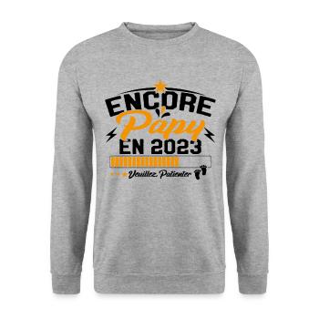 Annonce Grossesse Encore Papy 2023 Cadeau - Sweat-shirt Unisexe - gris chiné - Devant - Alina (178cm) & Michal (187cm)