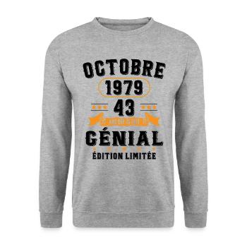 43 Ans Anniversaire Vintage Né(e) en Octobre 1979 - Sweat-shirt Unisexe - gris chiné - Devant - Alina (178cm) & Michal (187cm)