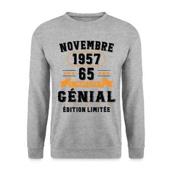 65 Ans Anniversaire Vintage Né(e) en Novembre 1957 - Sweat-shirt Unisexe - gris chiné - Devant - Alina (178cm) & Michal (187cm)