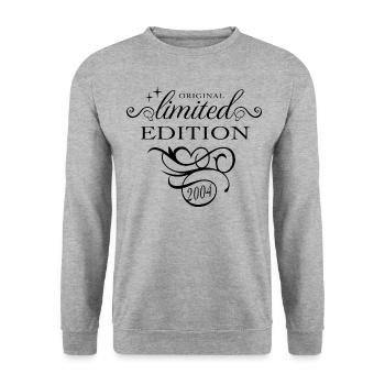 Edition Limitée 2004 - Cadeau d’Anniversaire Femme - Sweat-shirt Unisexe - gris chiné - Devant - Alina (178cm) & Michal (187cm)