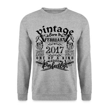 Anniversaire 2017 Février 2017 né en Février - Sweat-shirt Unisexe - gris chiné - Devant - Alina (178cm) & Michal (187cm)