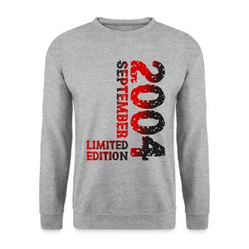 2004 September Limited Edition 19. Geburtstag Deko - Unisex Pullover - Weißgrau meliert - Vorne - Alina (178cm) & Michal (187cm)