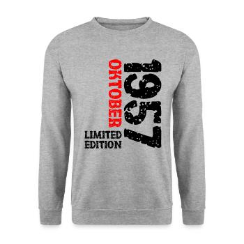 1957 Oktober Limited Edition 66. Geburtstag Deko - Unisex Pullover - Weißgrau meliert - Vorne - Alina (178cm) & Michal (187cm)