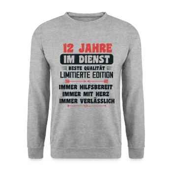 12 Jahre im Dienst 12 Jähriges Dienstjubiläum - Unisex Pullover - Weißgrau meliert - Vorne - Alina (178cm) & Michal (187cm)