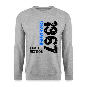 1967 décembre Limited Edition 56e anniversaire décoration - Sweat-shirt Unisexe - gris chiné - Devant - Alina (178cm) & Michal (187cm)