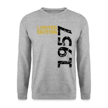 1957 édition limitée anniversaire cadeau femme mari - Sweat-shirt Unisexe - gris chiné - Devant - Alina (178cm) & Michal (187cm)