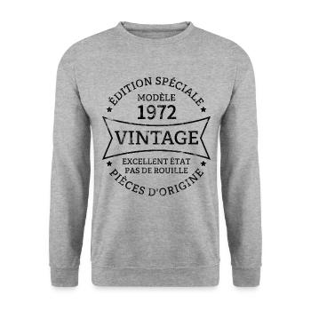 Vintage 51e anniversaire Né en 1972 Vintage 51 ans - Sweat-shirt Unisexe - gris chiné - Devant - Alina (178cm) & Michal (187cm)