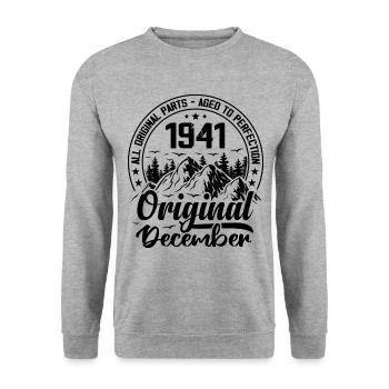 1941 Dezember Original 83 Jahre altes Geburtstagsgeschenk - Unisex Pullover - Weißgrau meliert - Vorne - Alina (178cm) & Michal (187cm)