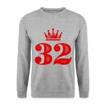 32 Number crown - Unisex Sweatshirt - salt & pepper - Front - Alina (178cm) & Michal (187cm)